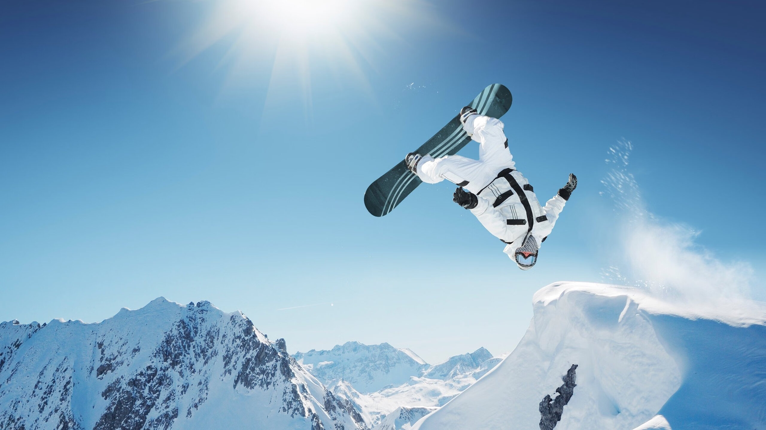 “世界巡回：穿越五大洲的极限速度之旅”